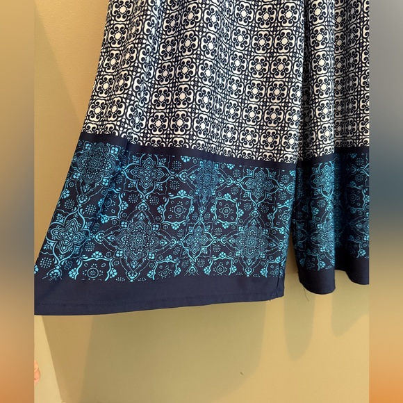 Dana Buchman Navy Blue and White Geometric Jumpsuit Romper - Picture 6 of 17